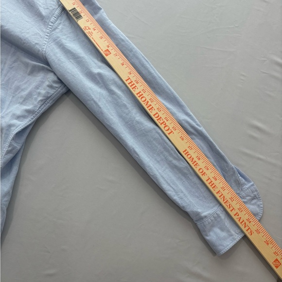 Classic Light Blue Men's Button Down Shirt - Picture 5 of 6